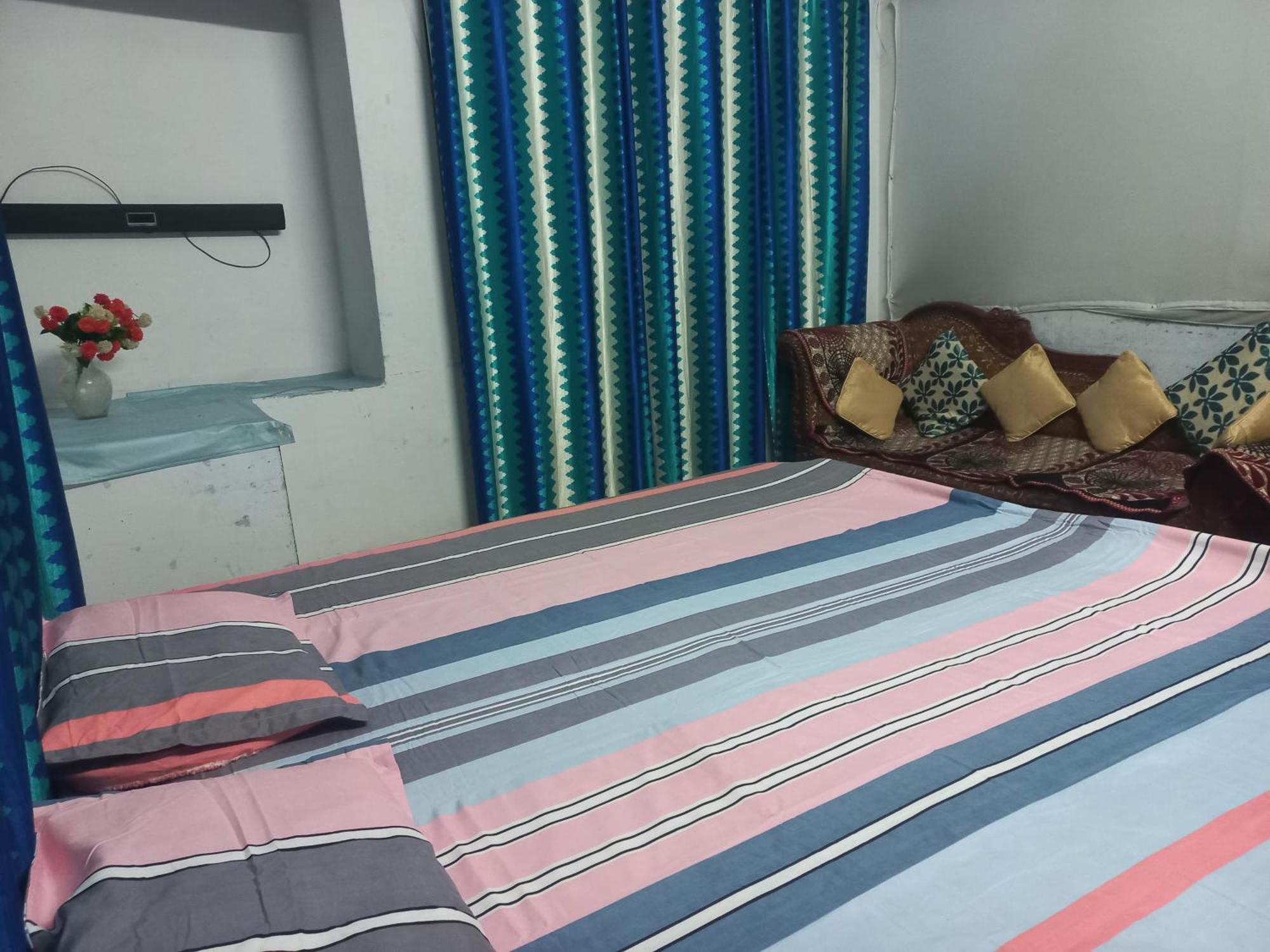 Nigam Stay Home B-663, Kareli Allāhābād Junction 外观 照片