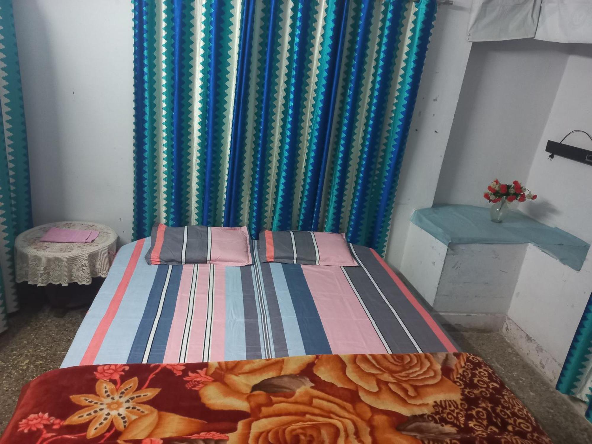 Nigam Stay Home B-663, Kareli Allāhābād Junction 外观 照片